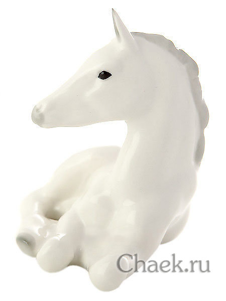 Статуэтка Жеребенок лежащий Императорский фарфоровый завод