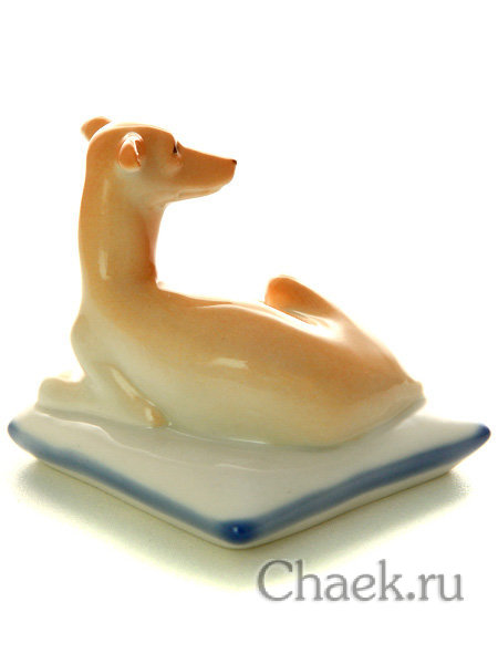 Левретка на подушке Лилли, Императорский фарфор