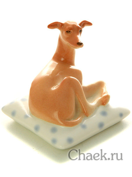 Левретка на подушке Мимми, Императорский фарфор