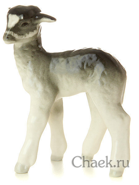 Скульптура из фарфора Ягненок стоящий Императорский фарфоровый завод