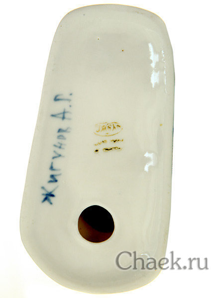 Фигурка Такса с сосисками Гжель, авт. А.Жигунов