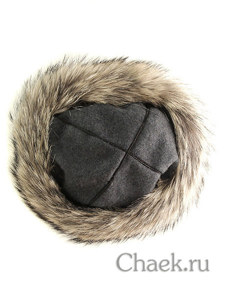 Папаха из меха волка
