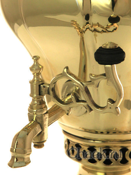 Самовар на дровах 2,5 л желтый форма груша с гранями фабрика братьев Шемариных Самовар на дровах 2,5 л желтый форма груша с гранями фабрика братьев Шемариных