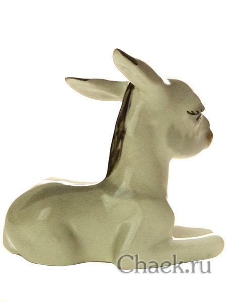 Скульптура Ослик лежащий Императорский фарфоровый завод