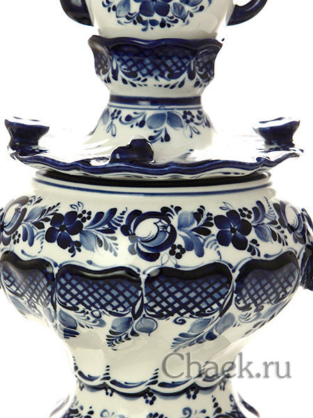 Чайница "Самовар" Гжель, автор Алехин