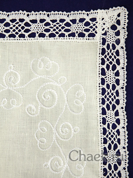 Салфетка светло-фисташковый цвет с кружевной отделкой арт. 6нхп-743, 33х33